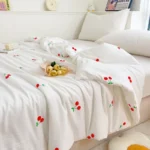 Super Soft Double Layer Yarn Summer Quilt for Child or Adult Air Conditioning Comforter Skin-friendly Light Summer Blanket Duvet