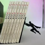 Creative Super Hero Metal Bookends Figurines Desktop Office Storage Display Standing Base Ornament Accessories - Image 3