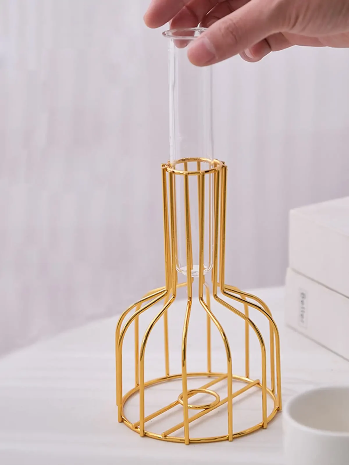 1 set of gold wrought iron metal vase hydroponic container test tube vase living room illustration decoration - Image 4