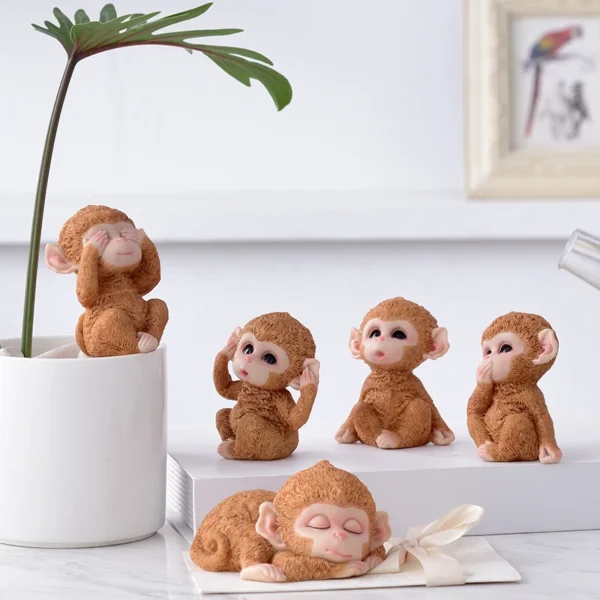 Resin Cute Sitting Monkey Statue, No Look Talk Listen, Lovely Animal Sculpture Home Garden Office Desk, Decorative Ornament, 1Pc