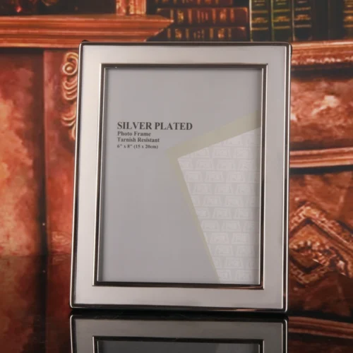 Chic Silver Metal Photo Frame – Elevate Your Memories