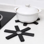 Versatile Black Pot Mat: Foldable Heat Insulator for Kitchen