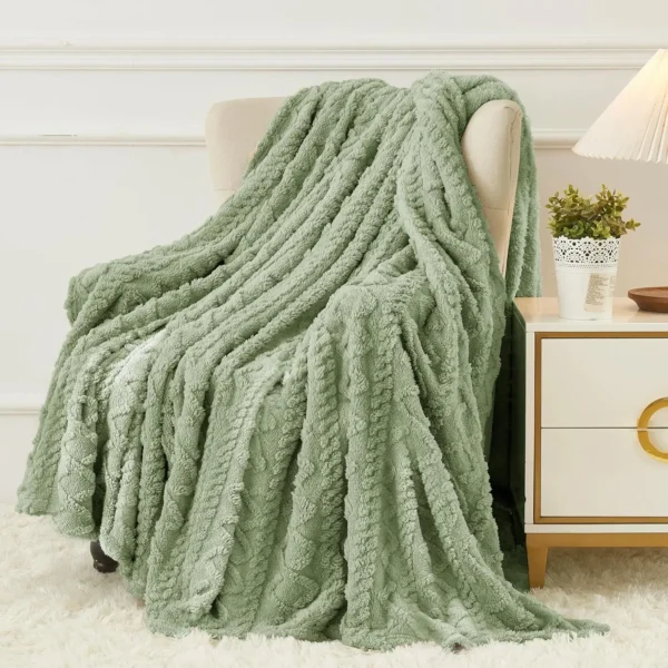 Throw Blanket for Couch - Cozy Blanket for Bed, Soft Fuzzy Blankets, Fleece Warm Blanket