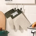 Silicone heat insulation gloves thickened, non-slip, high temperature oven gloves baking and scalding kitchen hand clamps - Image 4