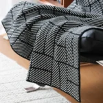 Warm Home Ivory Black Burgundy Geometric Knitted Blanket Soft Luxury Bedspread Cobertor Vintage Artistic Throw Sofa Bedding - Image 2