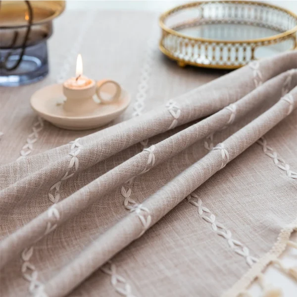 Elegant Cotton Linen Round Tablecloth with Tassels - Perfect for Weddings & Dinner Parties