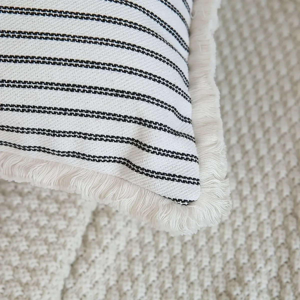 1pc Throw Pillow Covers - Comfortable Striped Throw Pillowcase For Home Bedroom Living Room, Car & Sofa Decor - Perfect Gift - Image 6