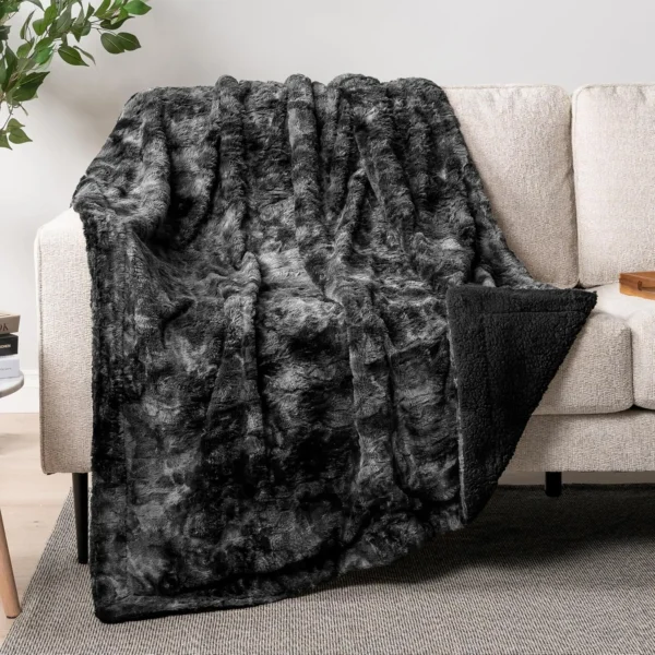PAVILIA Faux Fur Throw Blanket Tie-Dye Black, Soft Fuzzy Warm Sherpa Blankets & Throws for Bed, Fluffy Plush Thick Fleece Th