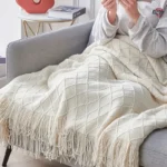 European Minimalist Diamond Pattern Acrylic Knitted Blanket, Sofa Bed Cover All Season Couch Throw Arrival Lightweight Bedspread - Image 3