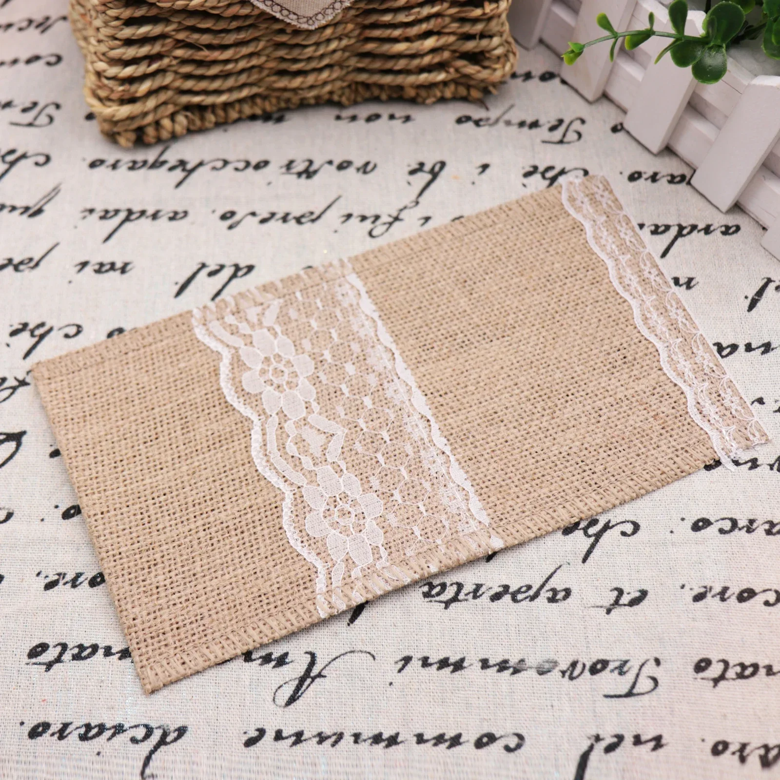 Natural Burlap Tableware Utensil Holders Lace Silverware Holder Bag Wedding Decor Knife Forks Cutlery Pouch Bag Party Supplies 12 kf S607eab172e53446aafe8982e799dc0e2n