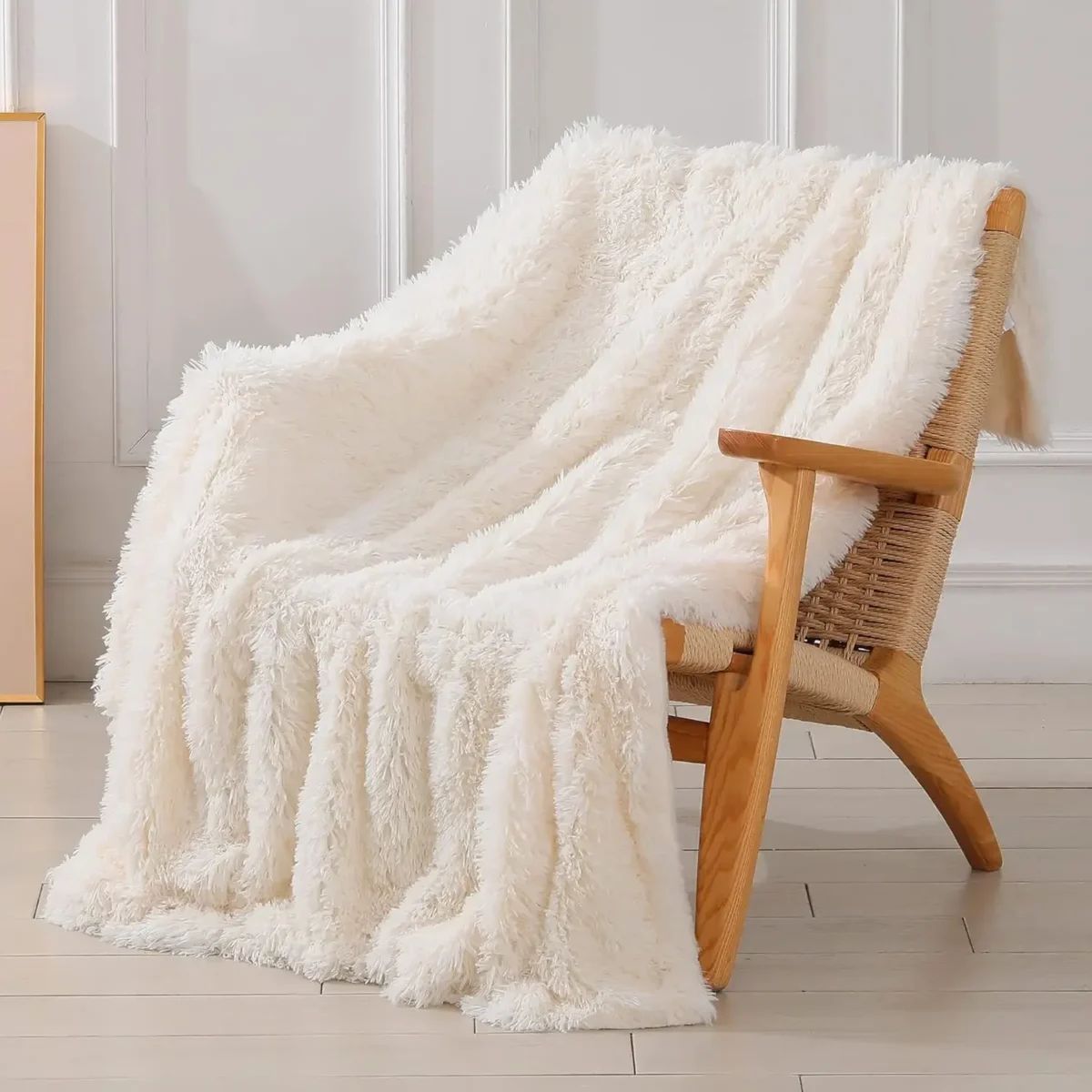 120-160CM Solid Color Soft Fluffy and Comfortable Faux Microfiber Blanket for Bed Sofa - Image 1