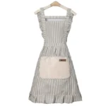 Chic Custom Logo Apron: Durable Cotton-Linen with Towel Pocket