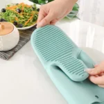 Vibrant Silicone Oven Gloves - Heat-Resistant Cooking Mitts - Image 5
