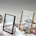 Sophisticated Gold Glass Photo Frame for Stylish Décor - Image 3