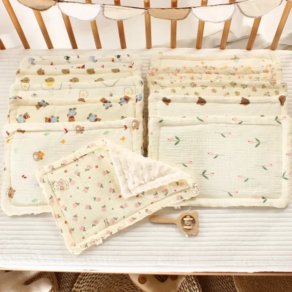 Toddler Pillow with Pillowcase 36*25*2cm Babies Bedding Linen Cotton Bear Baby Birth Pillow Type Four Seasons General Purpose