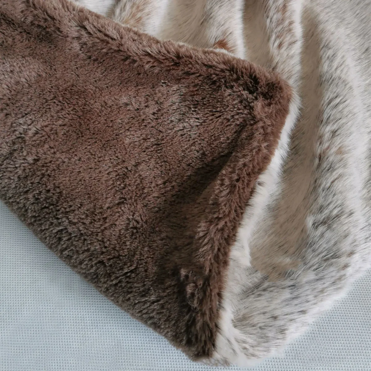 Faux Wool Blanket Thickened Double Layer Faux Fur Long Hair Warm Lining Plush Pv Fleece Blanket - Image 6