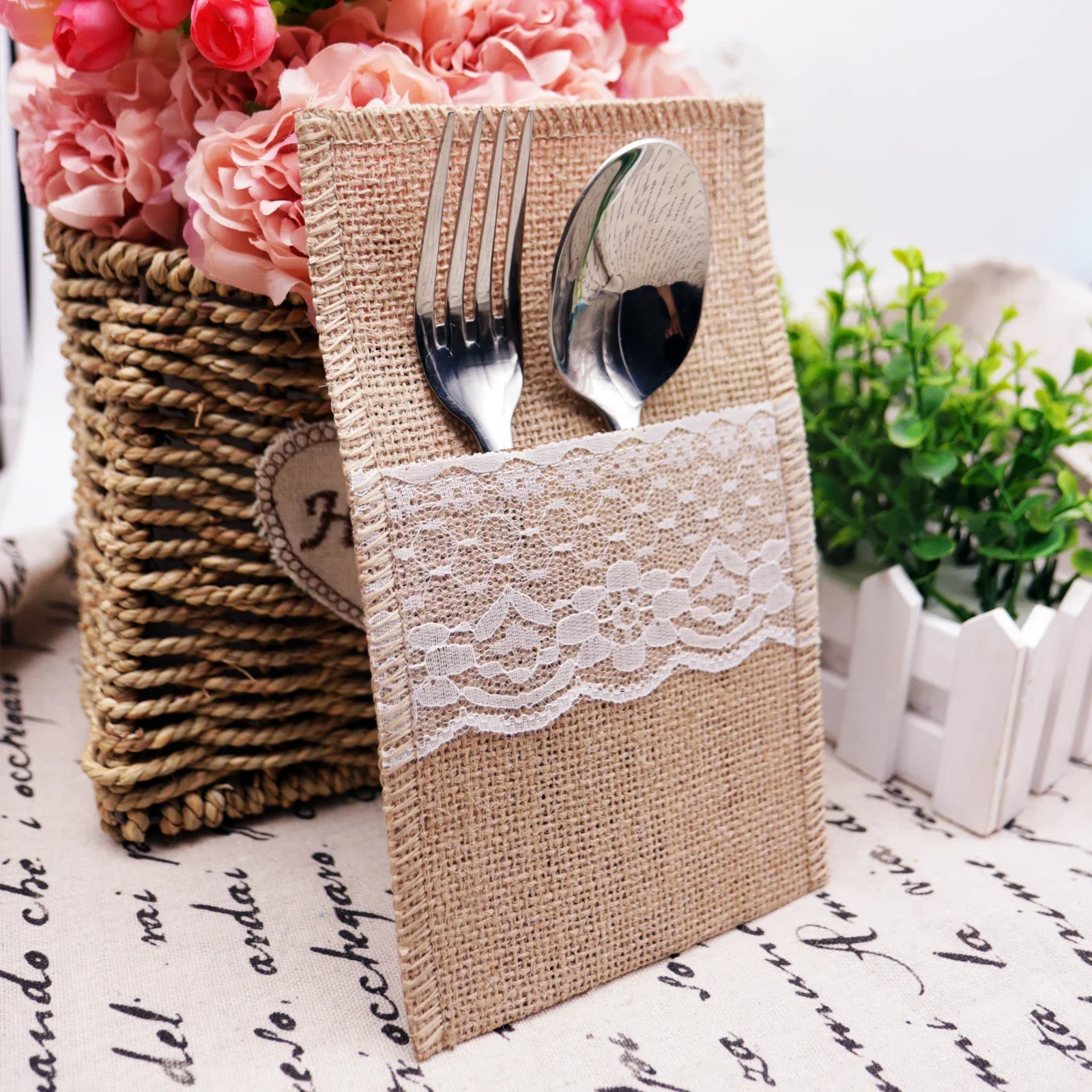 Natural Burlap Tableware Utensil Holders Lace Silverware Holder Bag Wedding Decor Knife Forks Cutlery Pouch Bag Party Supplies 19 kf S9fa748f5a3ab423493f0f95b4a8ad3a1G