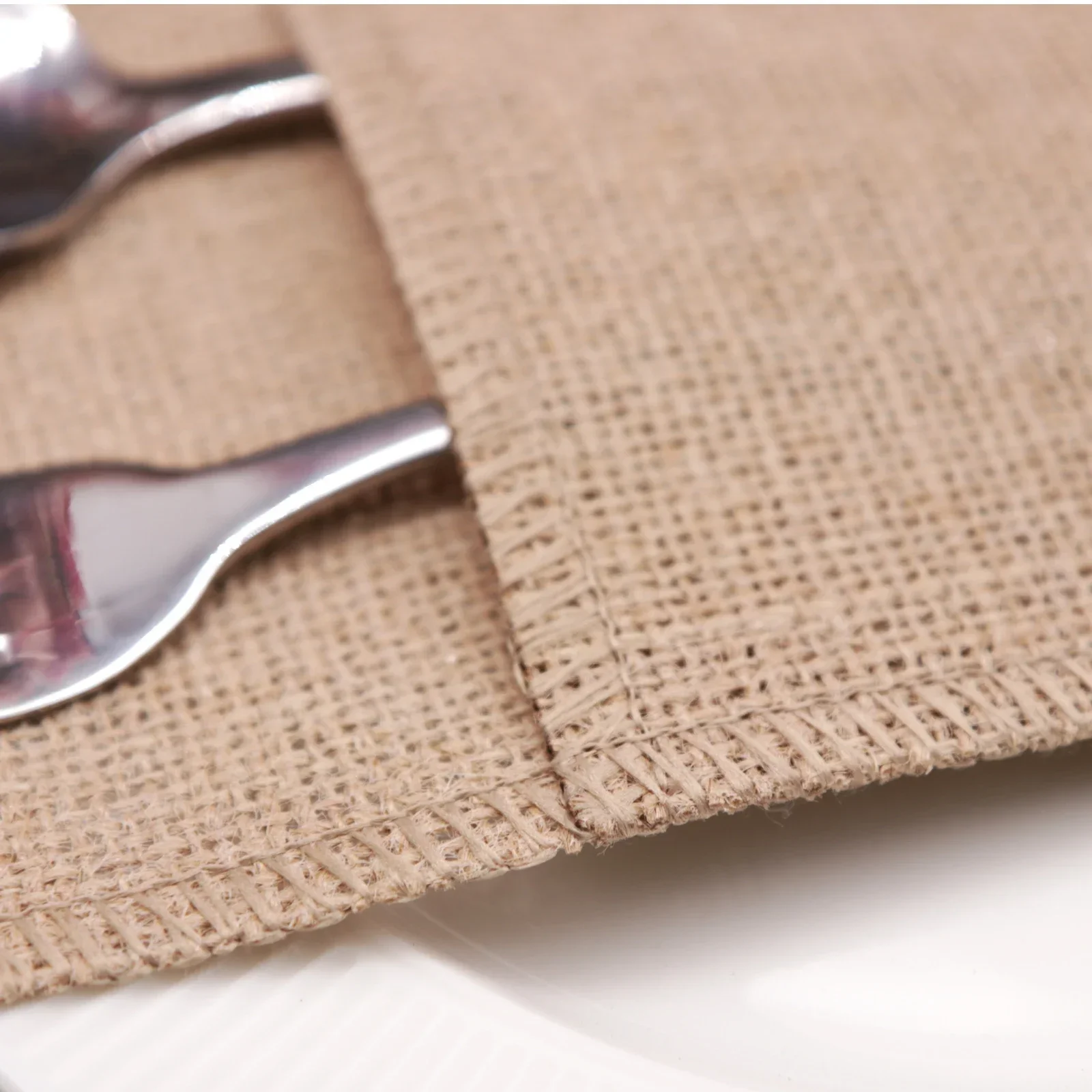 Natural Burlap Tableware Utensil Holders Lace Silverware Holder Bag Wedding Decor Knife Forks Cutlery Pouch Bag Party Supplies 15 kf Sa82fdb8ec9594e44ac5e70f38218cfc3G