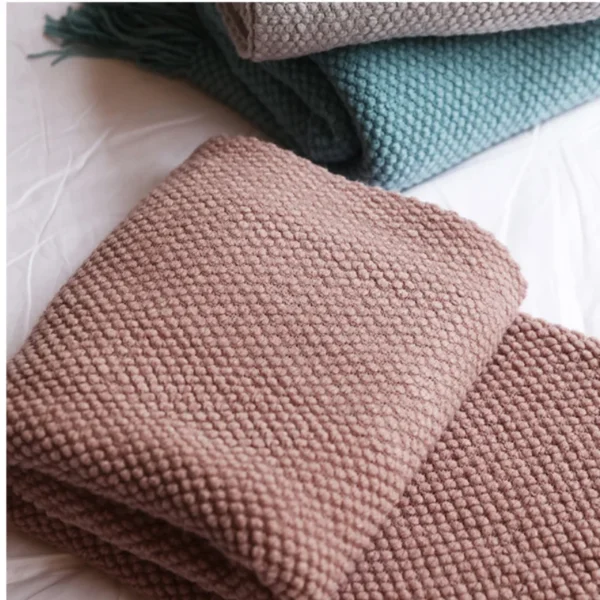 Cozy Elegance: Waffle Knitted Throw Blanket with Tassels