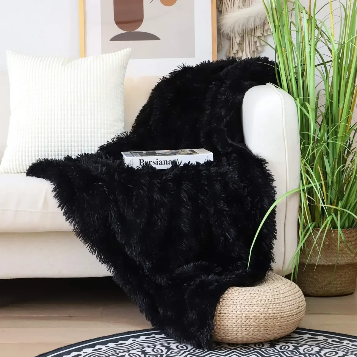 120-160CM Solid Color Soft Fluffy and Comfortable Faux Microfiber Blanket for Bed Sofa - Image 4