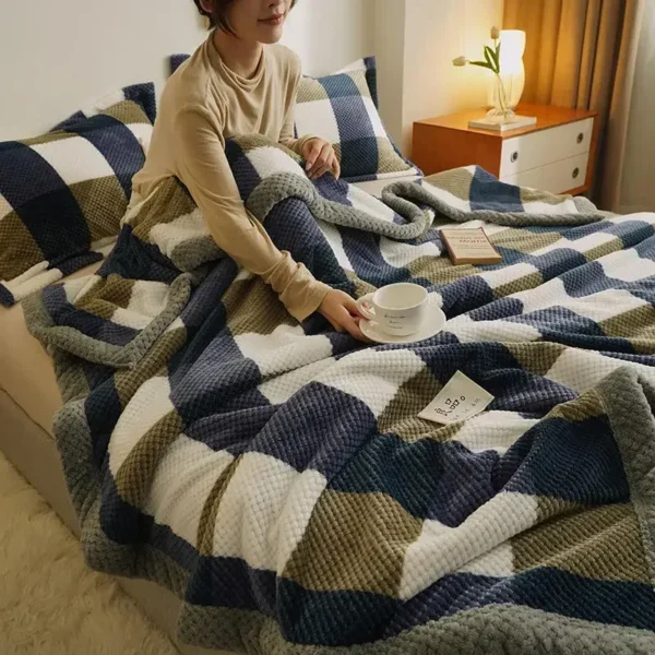Luxurious Chenille Knit Throw Blanket – Soft, Machine Washable Cozy Comfort