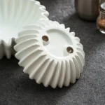 White ceramic double-layer lotus leaf insulation plate, lace shaped plate, salad plate, ceramic tableware - Image 4