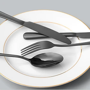 Black dinnerware Set