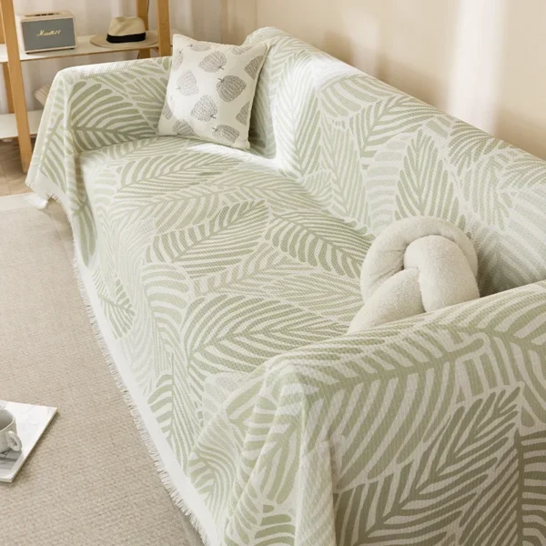 All-Season Anti-Scratch Sofa Cover: Non-Slip & Dustproof Blanket