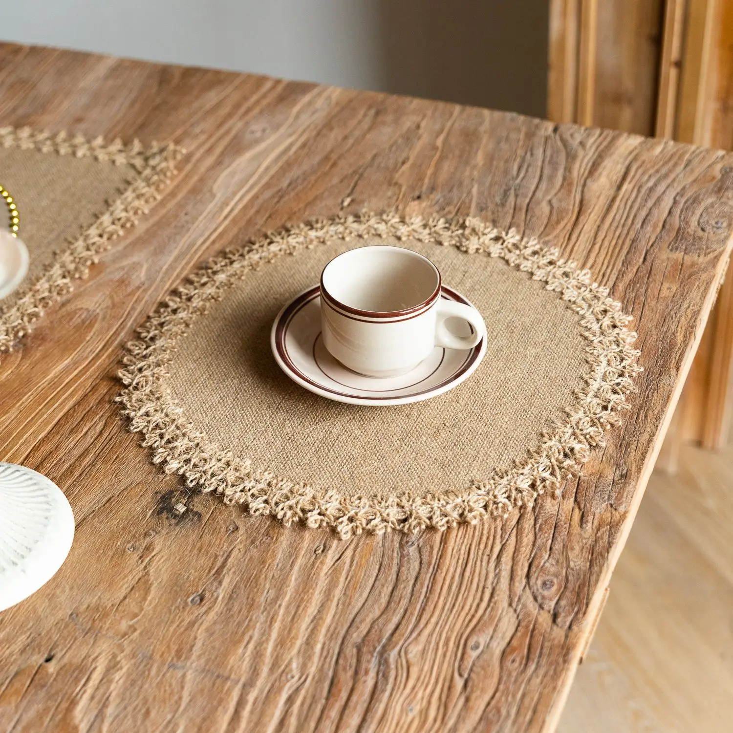 2 PCS Braided Placemats Heat Resistant Jute Table Mats Farmhouse Woven Fabric Natural Place Mats for Decorations Indoor Outdoor 16 kf Sf6fa6fe5604a40b1b0d968268b0db9b3D