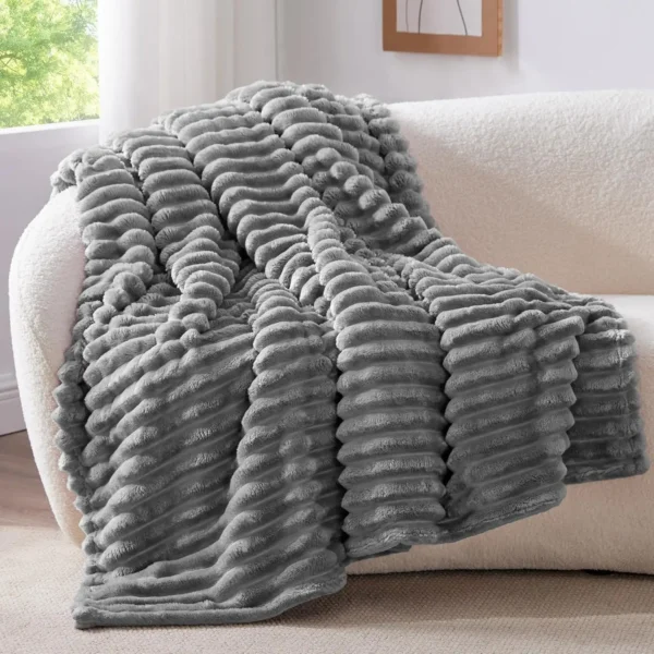 Fleece Blanket, 3D Jacquard Throw Blanket for Couch and Bed, Soft Cozy and Fluffy Blankets Lightweight Luxury Flannel with