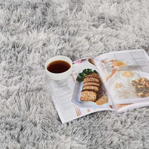 Luxurious Gray Plush Carpet - Soft Anti-Slip Rug for Home