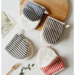 Stylish Heat-Resistant Kitchen Gloves for Safe Cooking