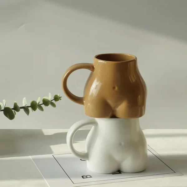 Ceramics Novelty Mugs Cup Woman Body Ass Butt Shape Coffee Milk Mug Sculpture Cup Dining Table Home Decoration Accessories