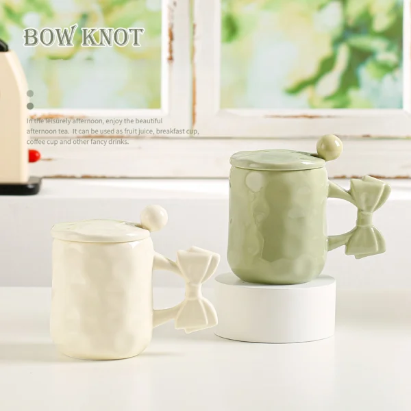 Elegant Bow Handle Mug with Lid & Spoon - 450 ml Charm