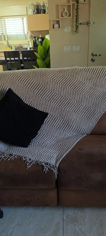 Luxurious White Boho Chunky Knit Throw Blanket for Cozy Elegance photo review