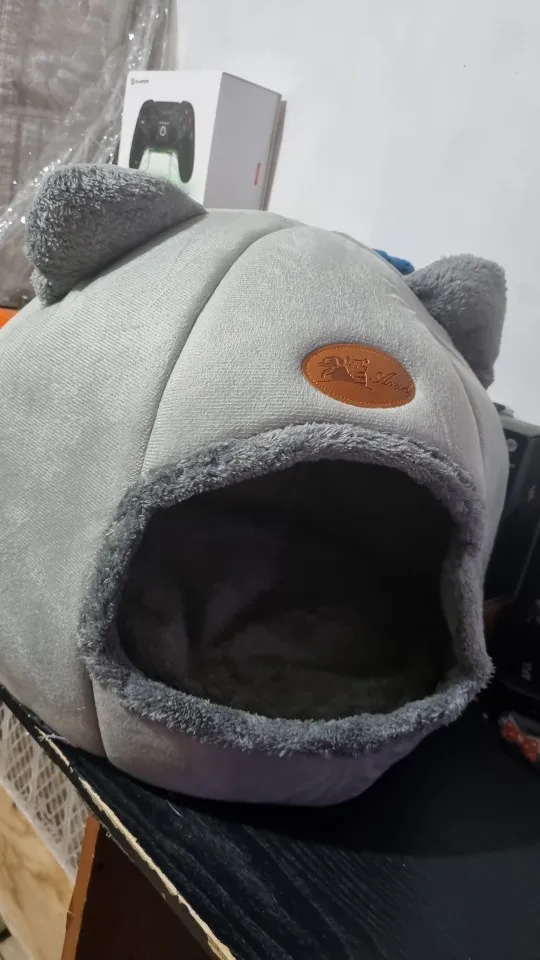 Cozy Cotton Cat Cave: Ultimate Winter Pet Bed Retreat photo review