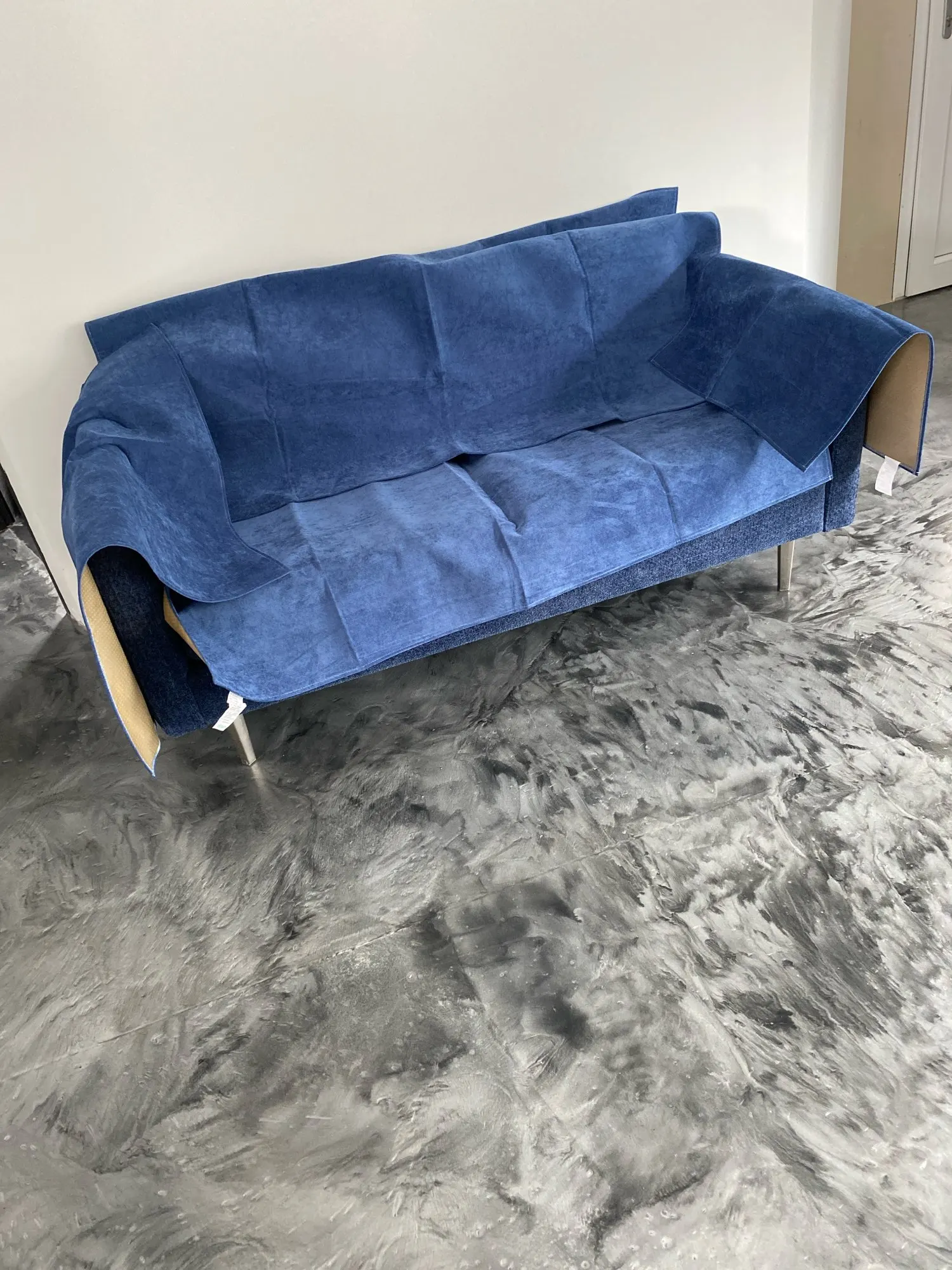 Dark Blue Chenille Sofa Cover - Waterproof & Non-Slip Comfort photo review