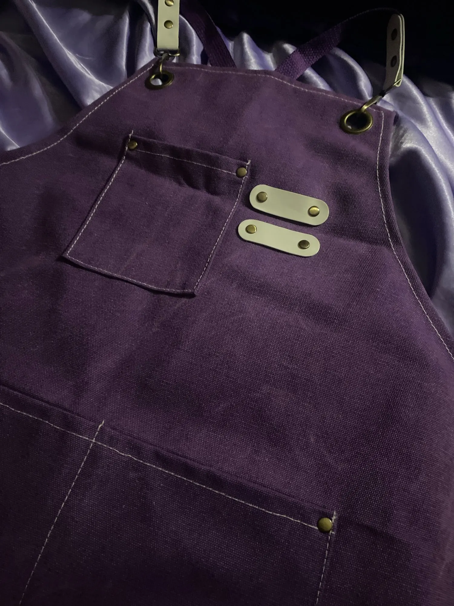 Stylish Canvas Kitchen Aprons for Chefs & Baristas photo review