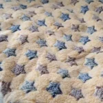 Cozy Plush Cat & Small Dog Bed Mat - Breathable & Soft photo review