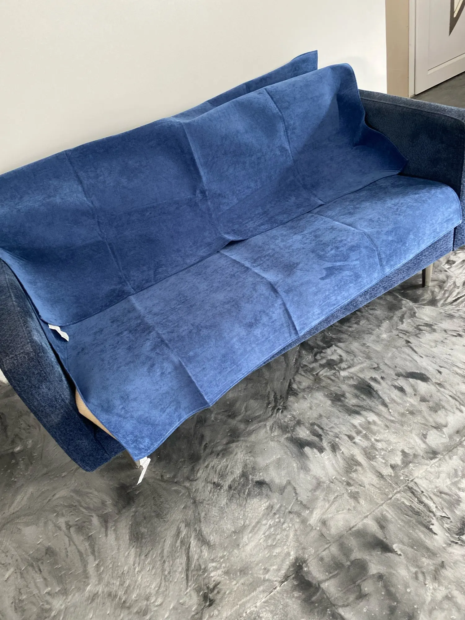 Dark Blue Chenille Sofa Cover - Waterproof & Non-Slip Comfort photo review