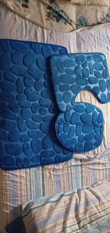 Luxurious 3-Piece Cobblestone Bath Mat Set - Non-Slip & Absorbent photo review