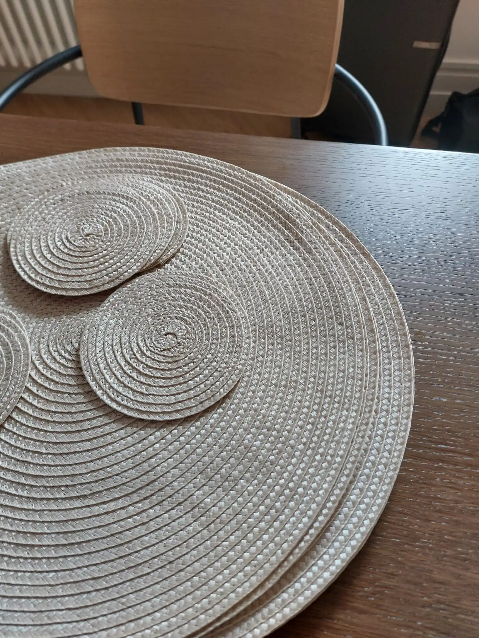 Festive Round Braided Placemats Set of 6 - Non-Slip, Washable Dining Essentials photo review