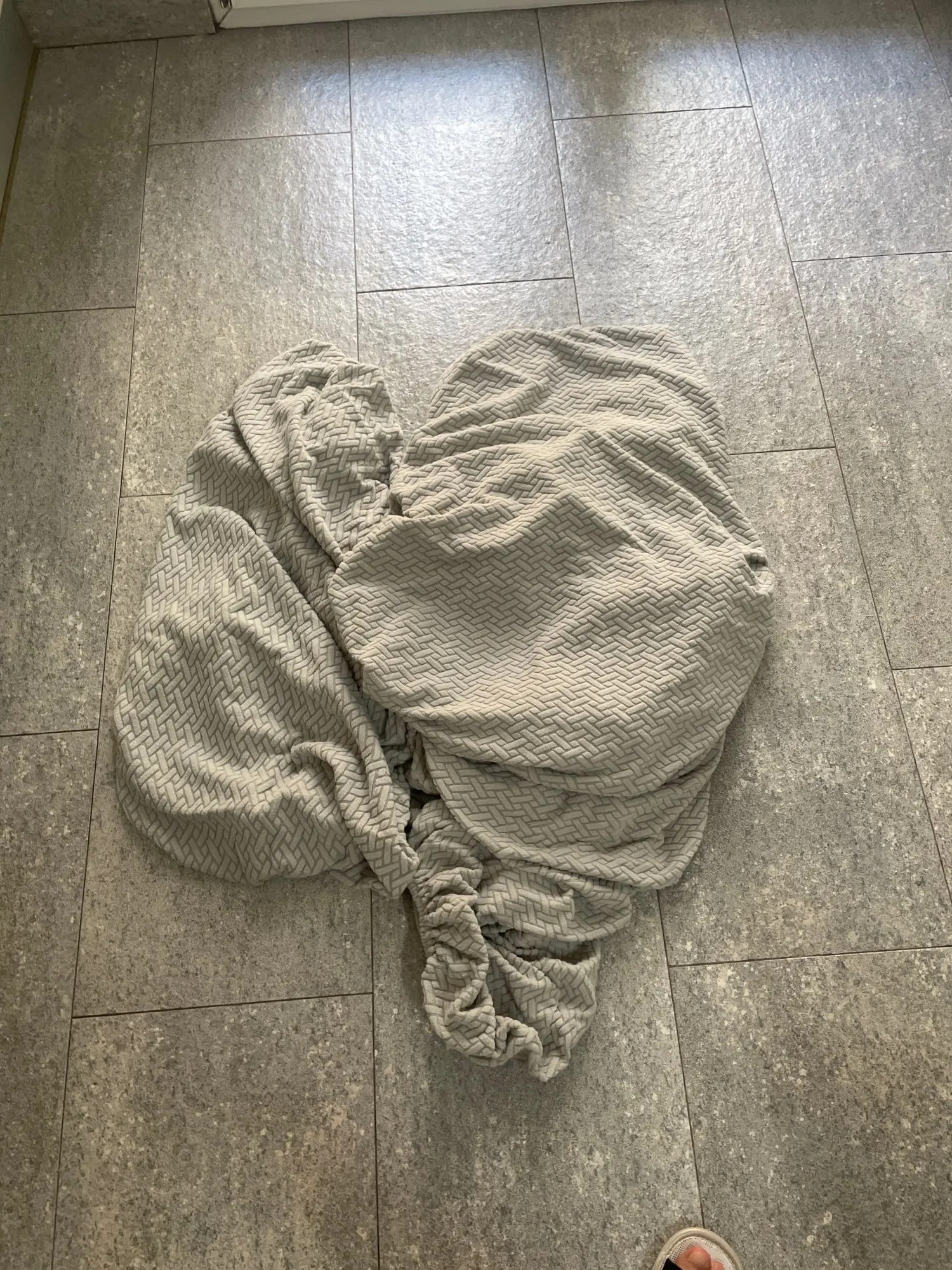 Elegant Jacquard Sofa Cover - Soft, Stretchy Protection for All Sofas photo review