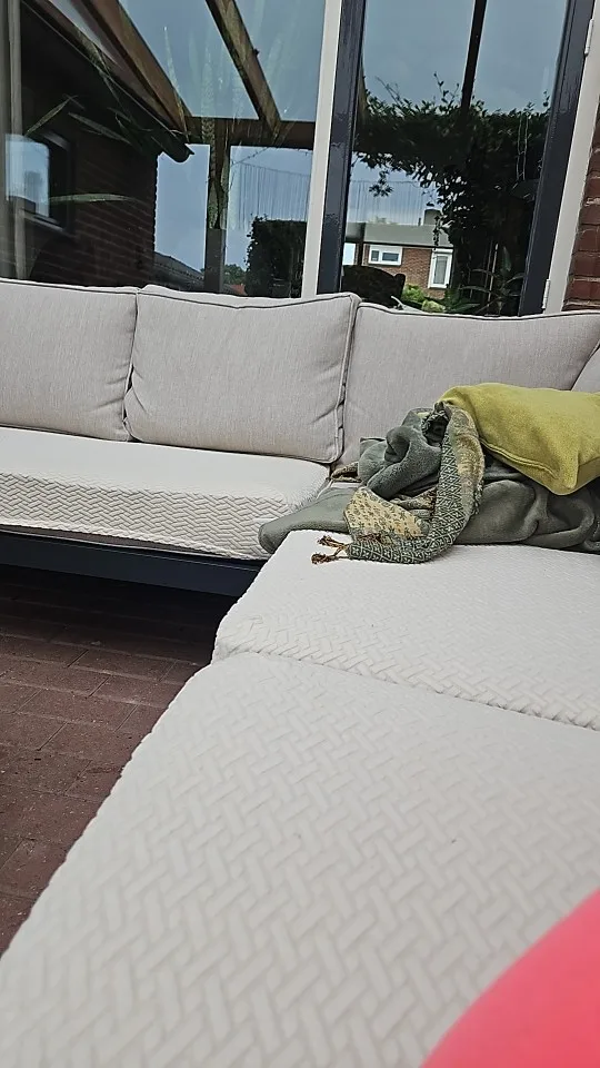Thick Jacquard Elastic Sofa Cover - Stylish Protection for Your Couch photo review