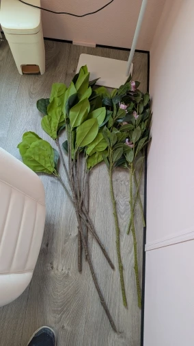 Lifelike Tropical Ficus Tree - No-Maintenance Home Decor photo review