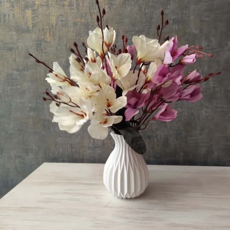 Elegant Magnolia Silk Flower Set - 5 Forks, 20 Heads for Home Decor photo review