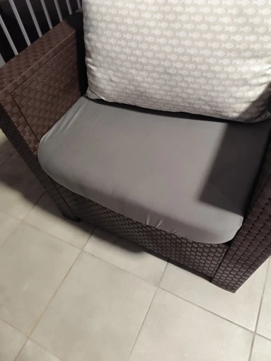 Waterproof Sofa Cushion Cover - Elastic Pet & Kid Protector photo review