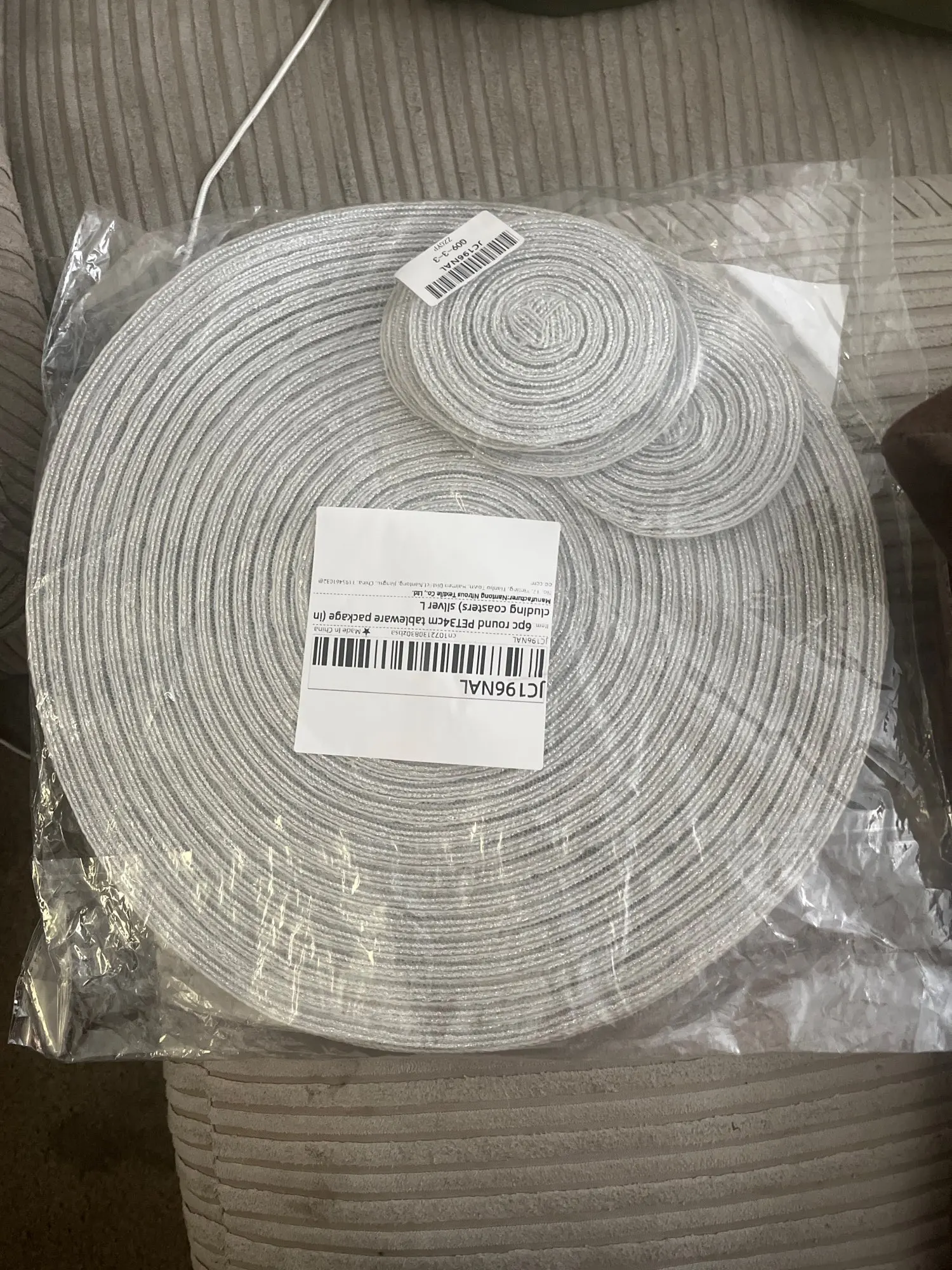 Set of 6 Round Placemats and Coasters Braided Woven Place Mats Washable Heat Resistant Table Mats and Coasters for Dining Table photo review