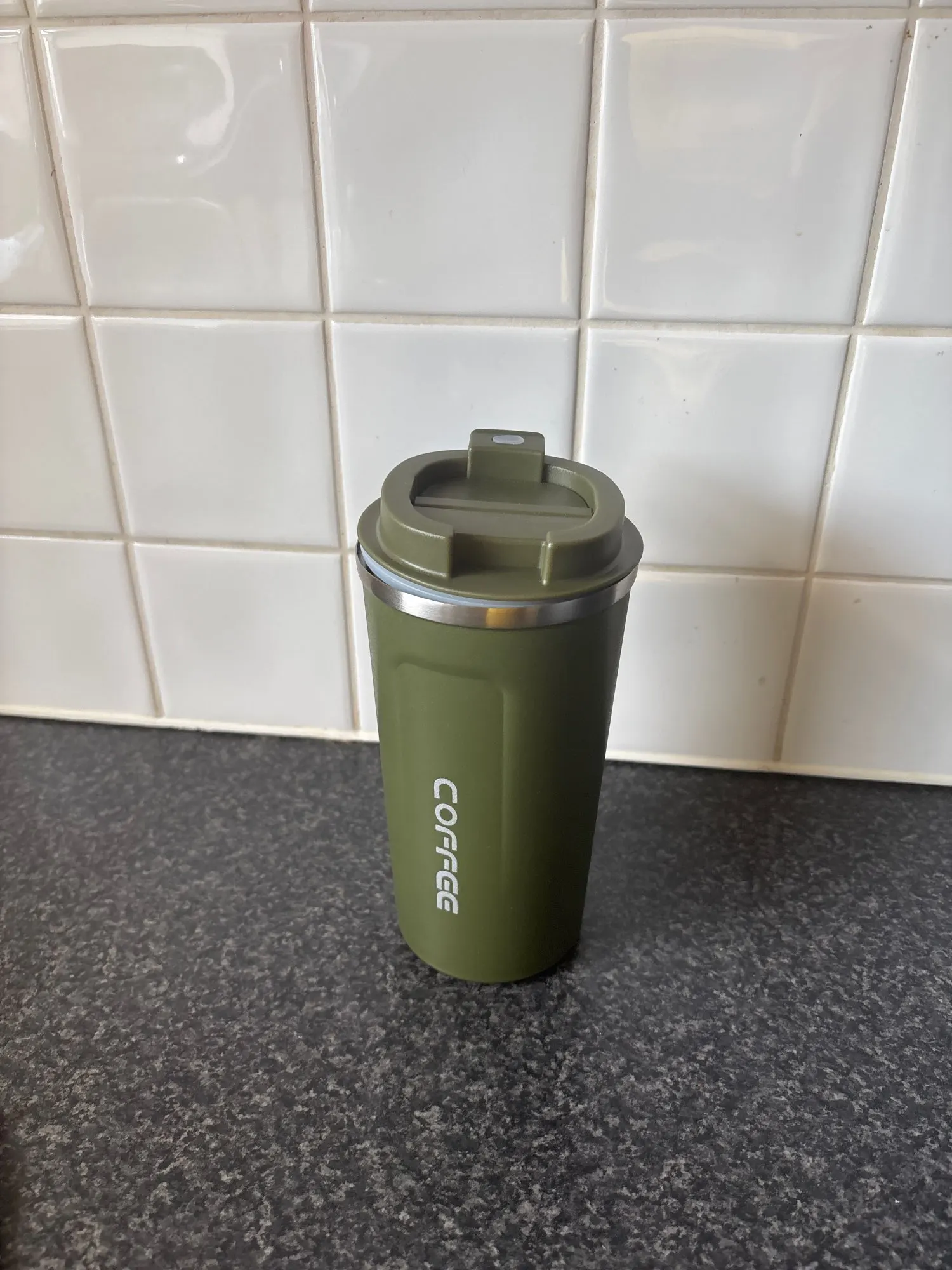 Travel-Ready Stainless Steel Mug: Hot & Cold for Hours photo review