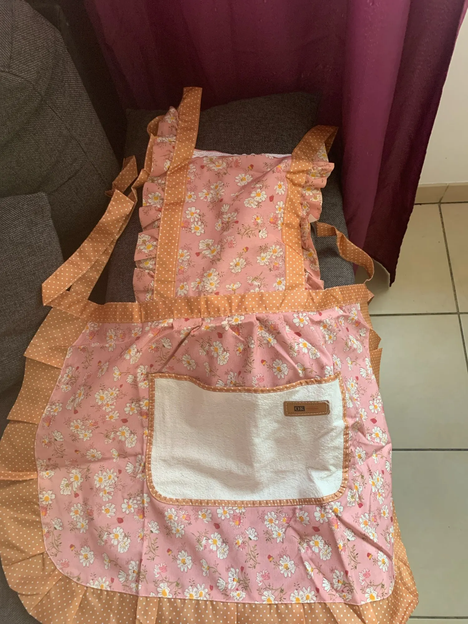 Charming Floral Canvas Apron - Stain Resistant & Stylish photo review